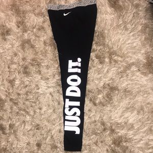 Nike Pro Dri-Fit Fleece-Lined Leggings